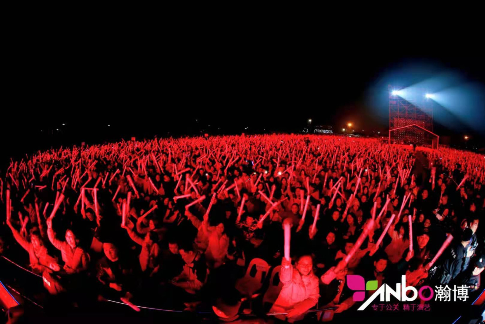 助力金堂紅星美凱龍開盤，天后劉若英親臨現場深情演唱