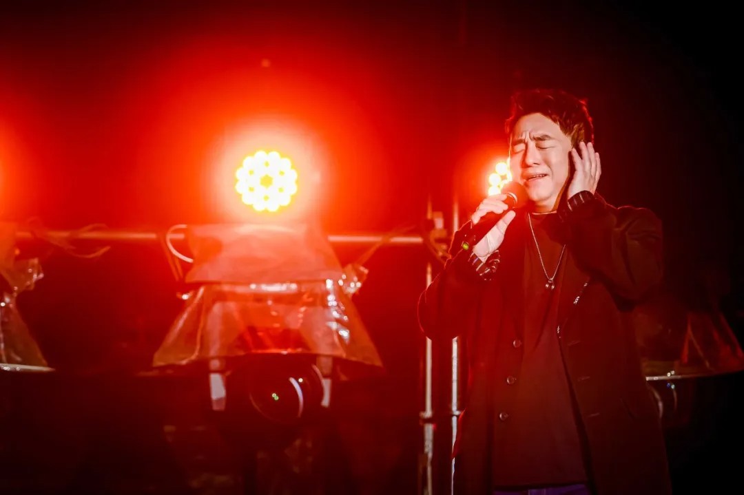 音樂盛宴，綿陽不眠夜！張靚穎領(lǐng)銜眾星，2.5萬+觀眾共襄盛舉！